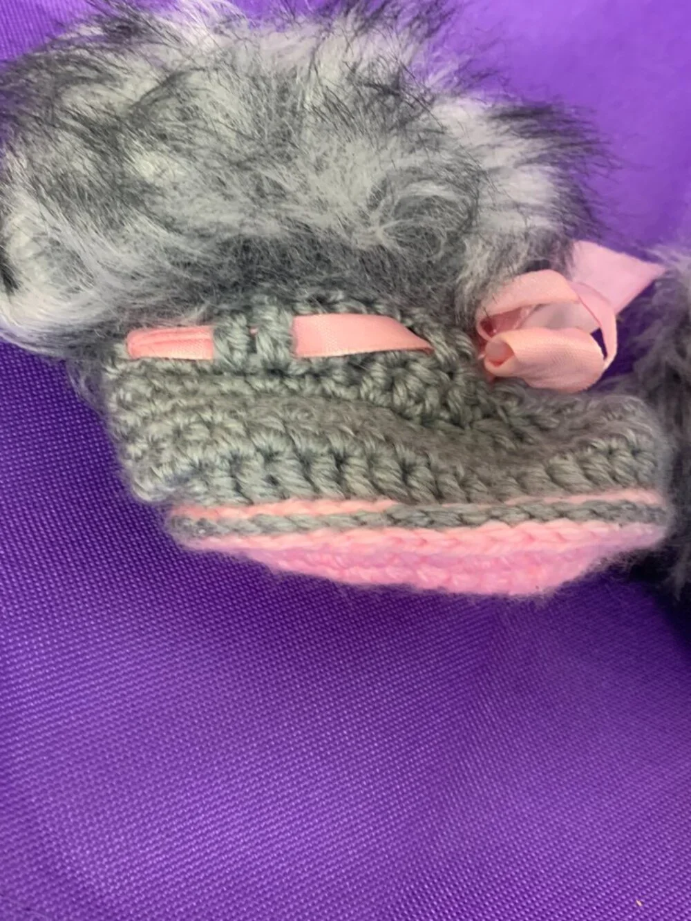 SHOES - Handmade crochet Baby girl Gray & pink faux fur booties Newborn